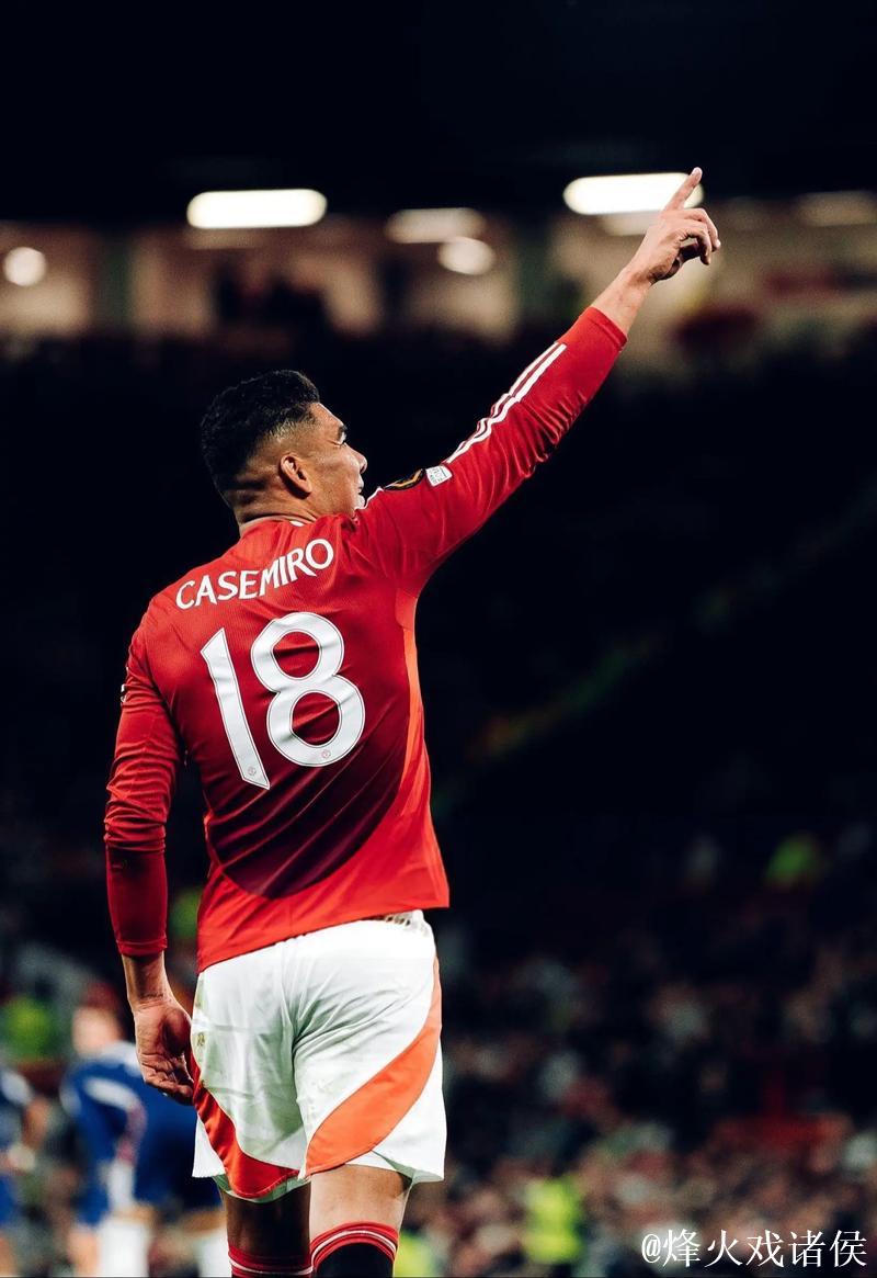 卡塞米罗禁区后点头球破门,曼联2-1伯恩茅斯 卡塞米罗禁区后点头球破门,曼联2-1伯恩茅斯