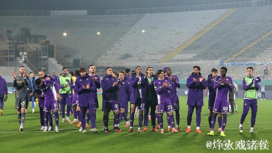 榜尾大战遭维罗纳读秒绝杀，佛罗伦萨意甲前15轮0胜继续垫底
